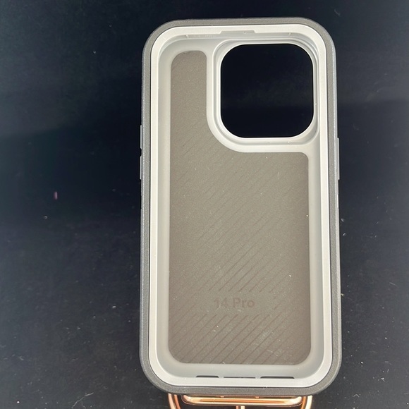 iPhone 14 Pro Case: Military Grade Drop Protection & Full-Body Shockproof (Black - Picture 3 of 8